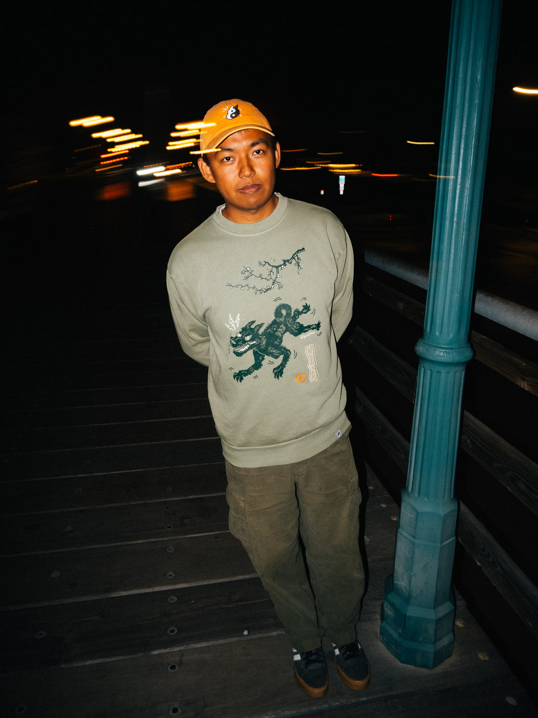 Floating Inu Crew Neck