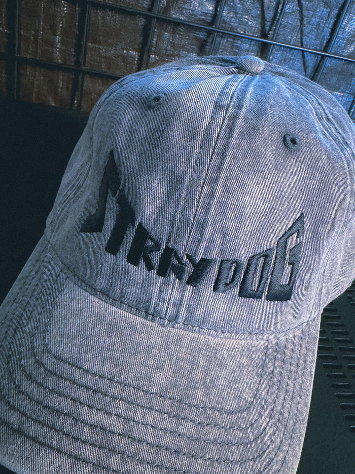 Monolith Cap