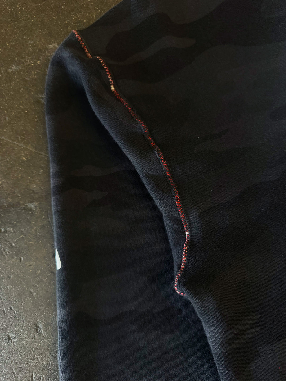 Cropped "XL" Red X Hoodie (Black Camo)