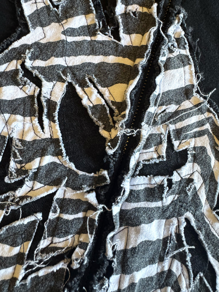 "2XL" Zebra Skull Logo Zip Hoodie (Black)